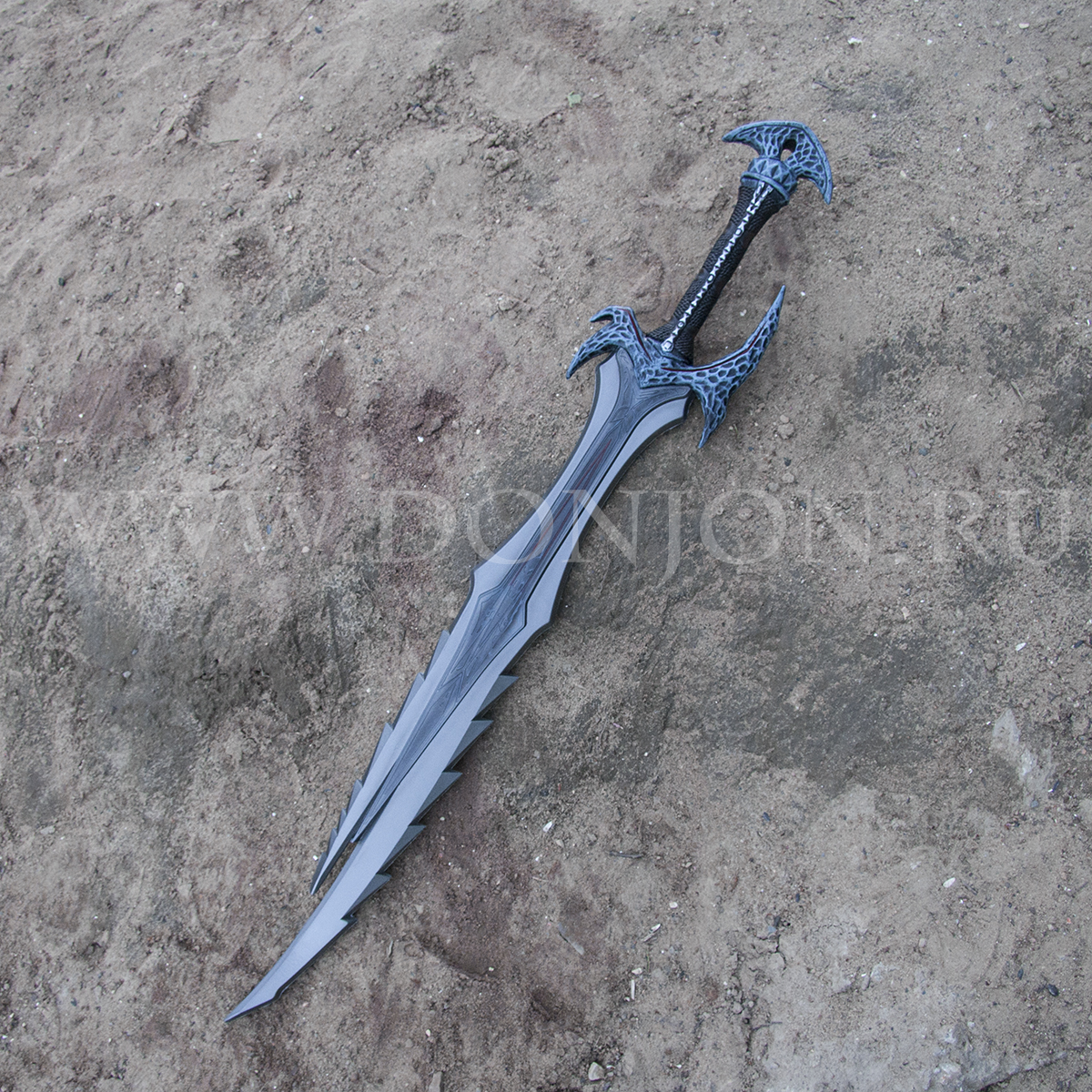 Лучшее двуручное оружие в Skyrim — как получить уникальные секиры, двуручные мечи, молоты и луки